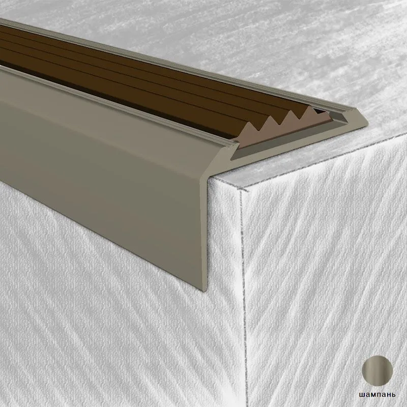 Порог алюм.  на ступени с резиновой вставкой 973-06K 42х22мм 0,9 м шампань