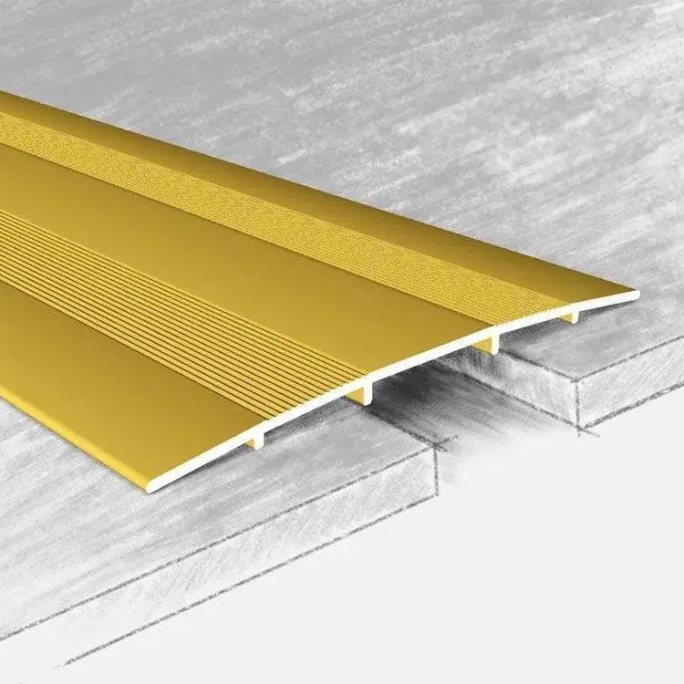 Порог алюм. 80-02К  80мм  0,9м золото   с открытым  креплением